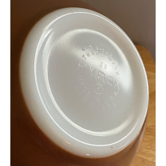Vintage 4 Quart Pyrex Early Americana Cinderella Bowl 444 Handles #26 Bowl Dish - Picture 9 of 9